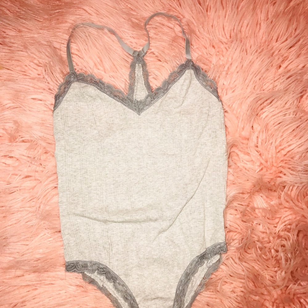 Aerie grey bodysuit